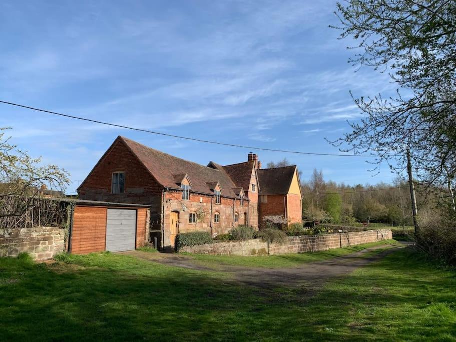 Villa Unique 17C Listed Barn In A Shropshire Hamlet. Albrighton Exterior foto